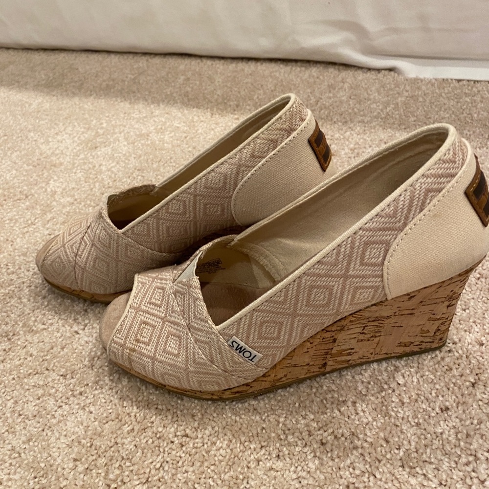 Tom’s wedge